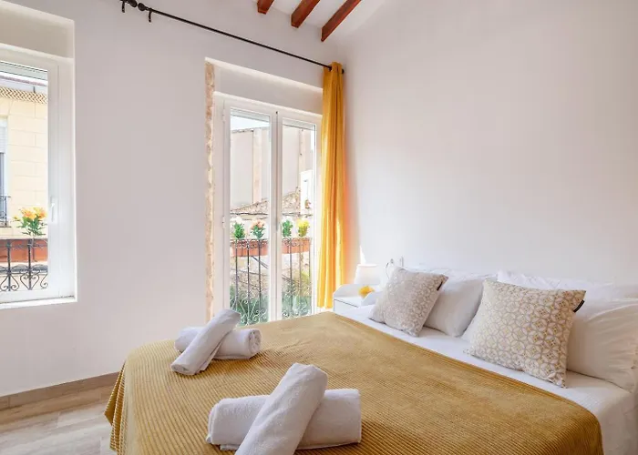 Bel Appartement Rustique Au Coeur D\'Alicante